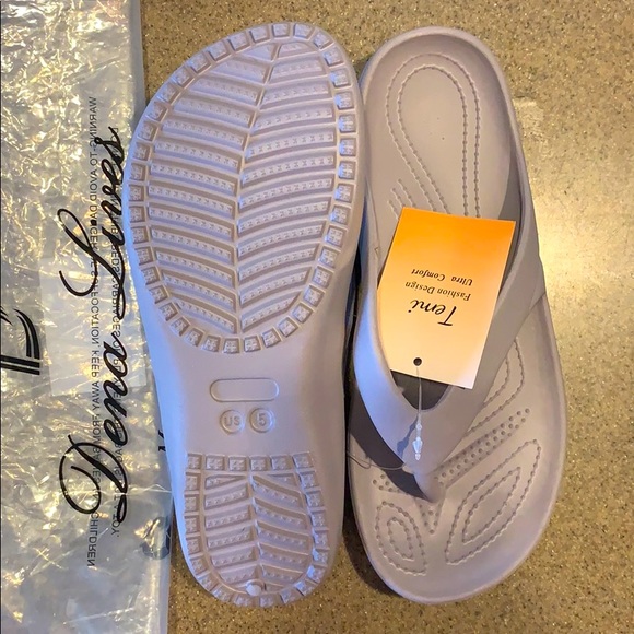 Dena Lives | Shoes | Temi Ultra Comfort Sandals | Poshmark